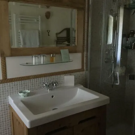 Casacastagna Bed & Breakfast